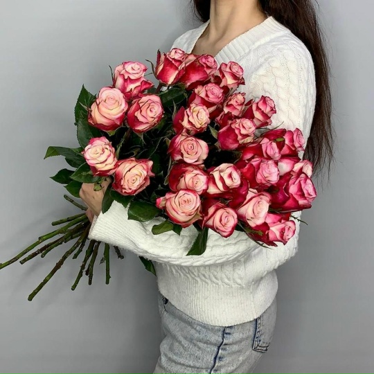 Розы Эквадор 60 см